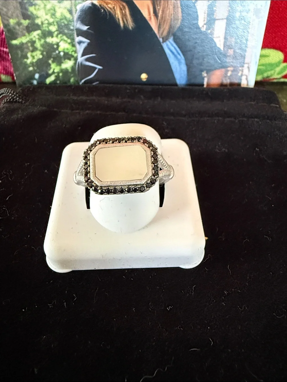Freida Rothman Sterling Silver Black Stone Mother of Pearl Ring - 9